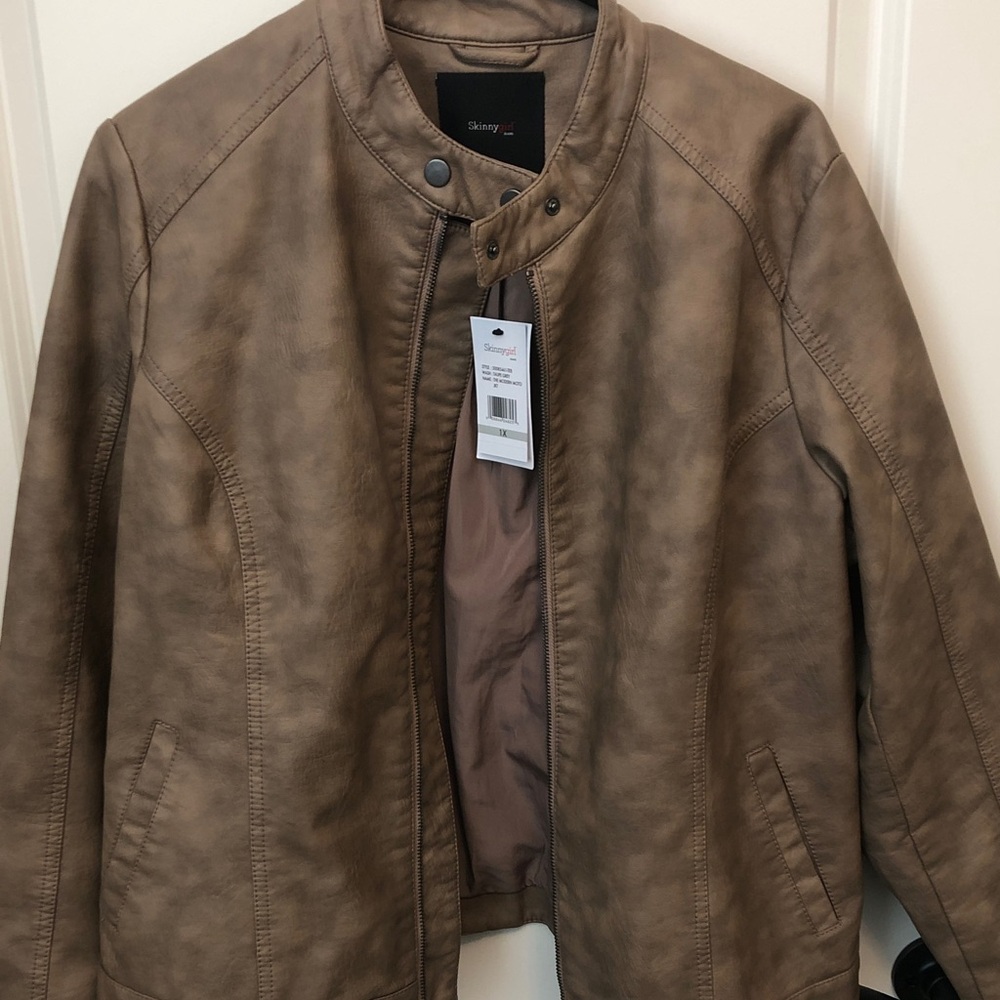 Skinny Girl‎ Jeans Modern Moto Faux Leather Jacket Taupe Grey/Tan Women’s 1X NEW